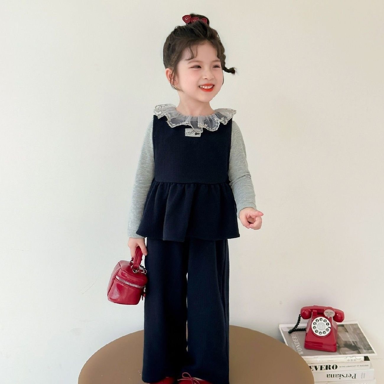 Midnight Ruffle Charm Set